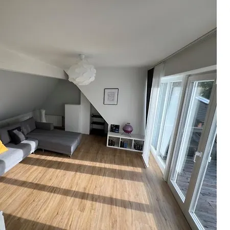 Beautiful With Balcony - Good Connection To Cologne Centre *